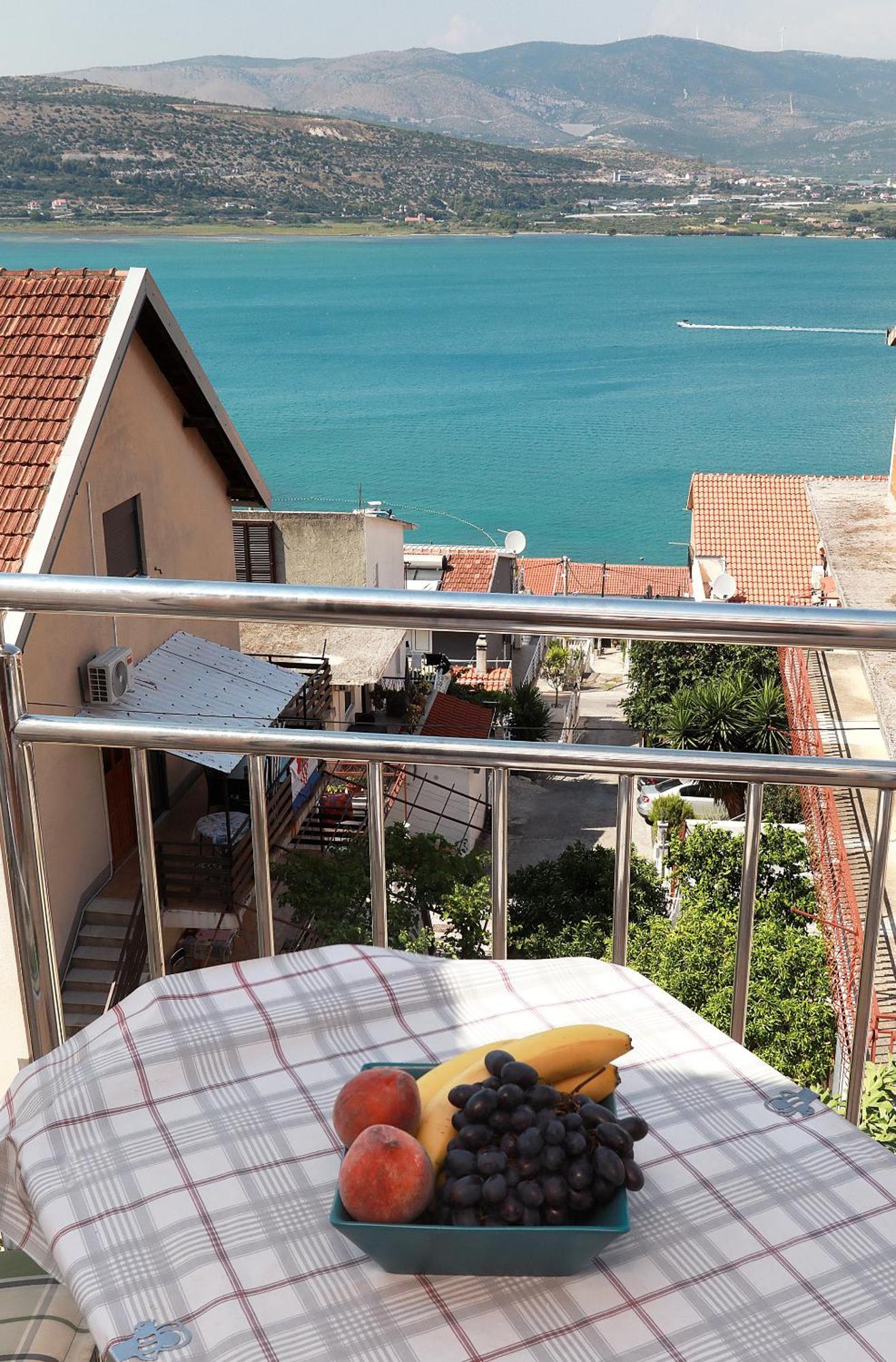 Apartments Mandaric Трогир Экстерьер фото