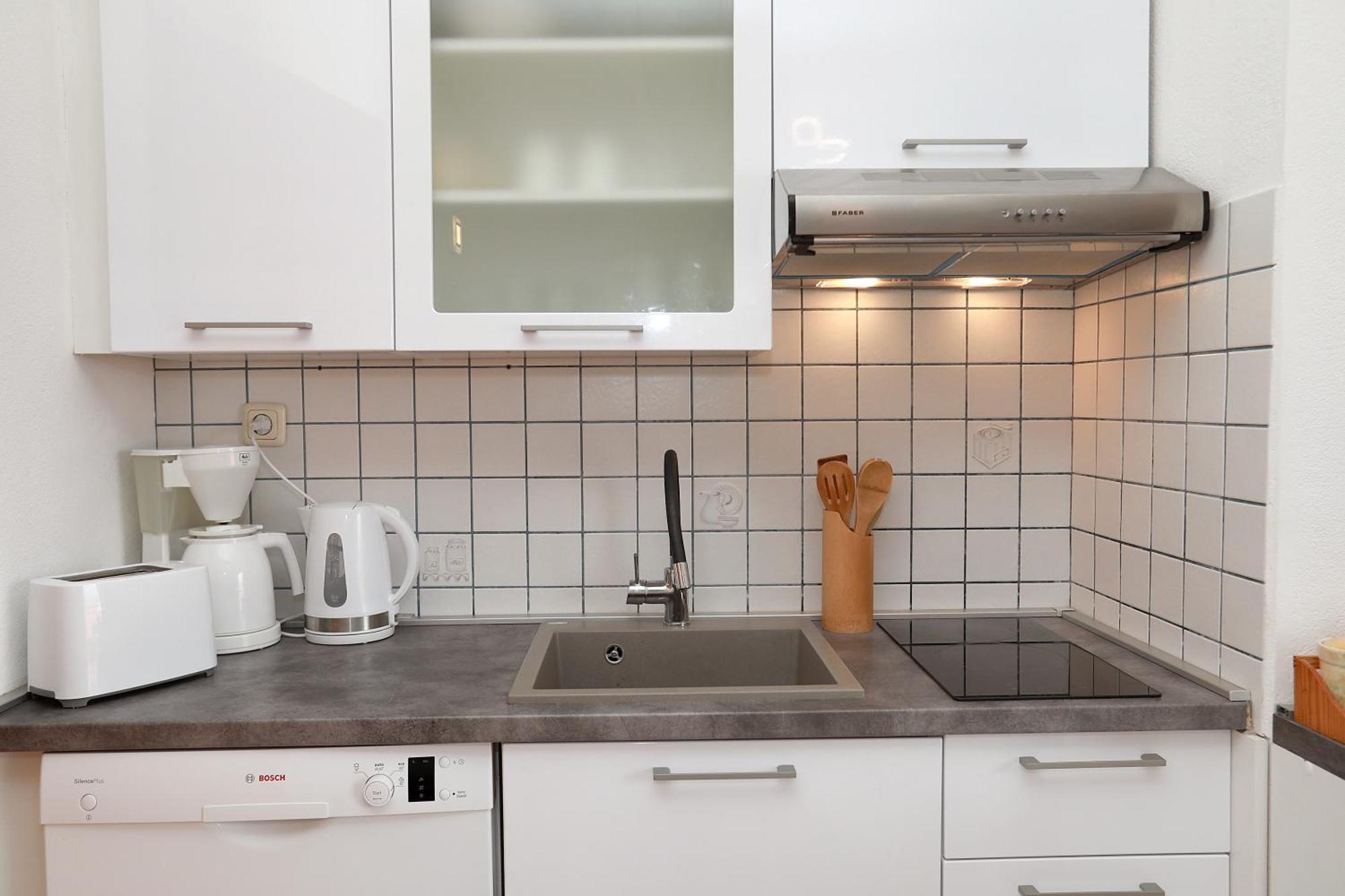 Apartments Mandaric Трогир Экстерьер фото